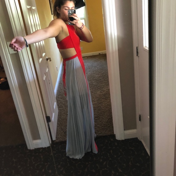 Prom dress - Picture 5 of 6